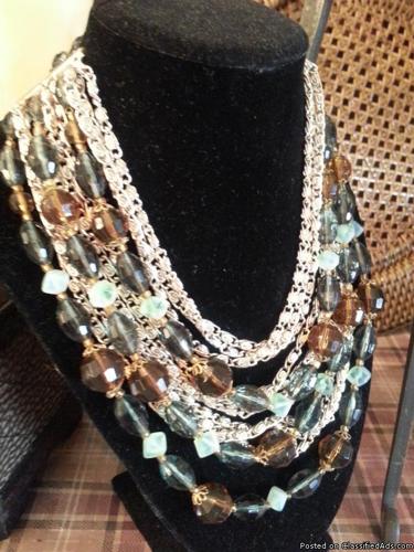12 STRAND NECKLACE, FASHION COSTUME JEWELRY, HOME STAGING LEFTOVERS