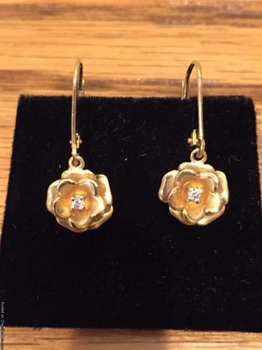 14K Gold Flower/Diamond Drop Earrings