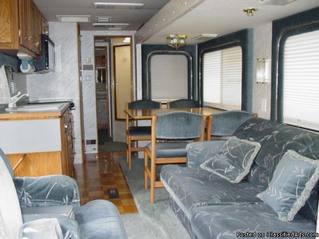 1993 NewMar Kountry Star loaded with updates - Price: 29000