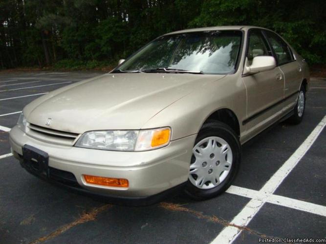 1995 Honda Acord - Price: 1800