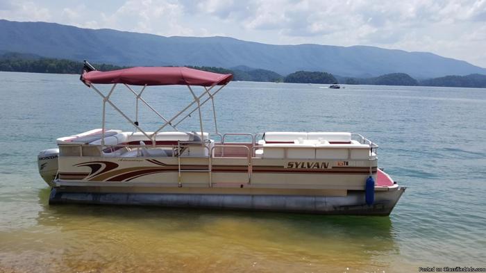 1996 Sylvan pontoon boat