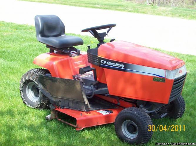 2000 Simplicity Riding Lawn Mower - Price: $650.00