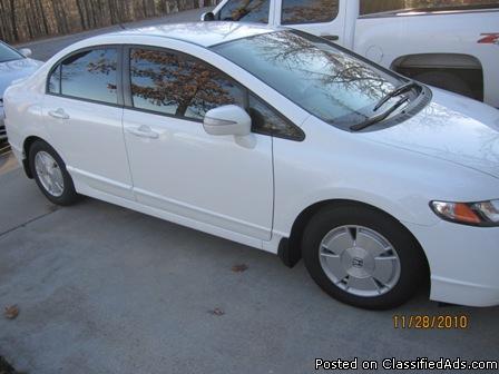 2008 Honda Civic Hybrid - Factory Warranty left - Price: $14,999