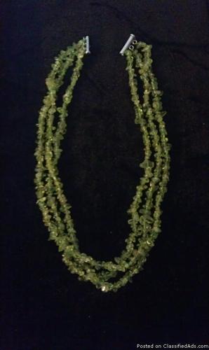 3 strand peridot necklace