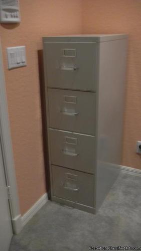 4 drawer metal filing cabinet - Price: $25