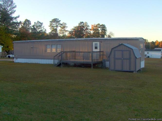 $7800 OBO - Reduced Again!! Move in Ready 2 Bed, 1 Bath Mobile Home - Price: $7800