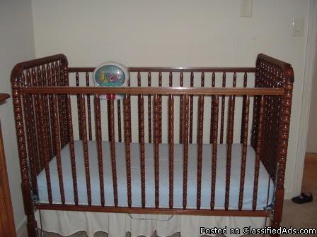 Baby Crib - Price: $150.00