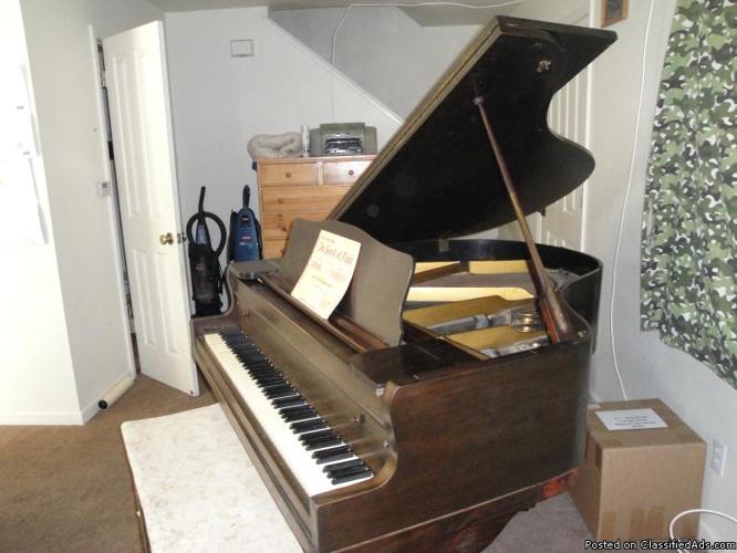 Baby Grand Piano - Price: $400.00
