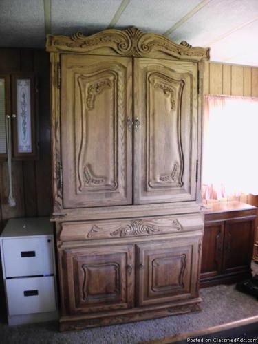 Beautiful Carved Oak Dresser Reducing the price I am out of time - Price: 1100.00