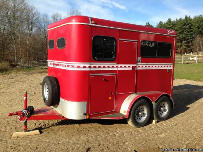 Bison Two Horse Trailer, Great condition - Price: 10,000