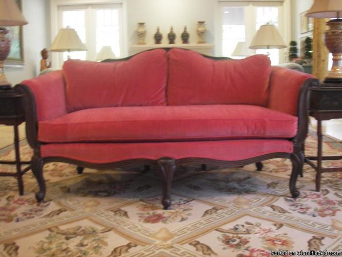Brand new Ethan Allen Evette sofa settee - Price: $1,200