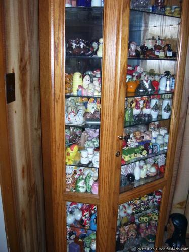 China Cabinet - Price: 550.00 or best offer