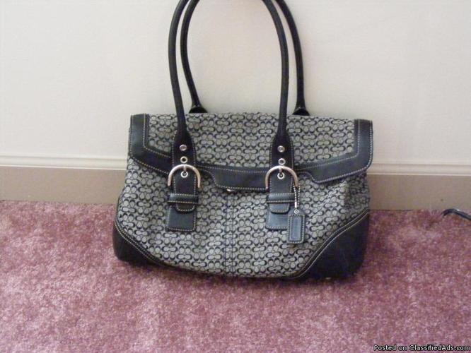 Coach handbag w/matching checkbook wallet - Price: 200.00