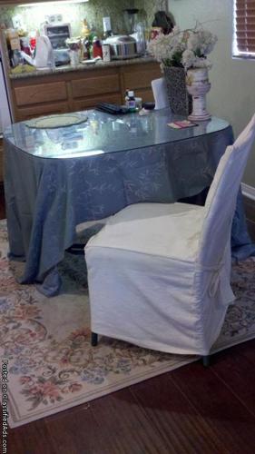 Dinning table with 4 chairs & top glass - Price: $ 100