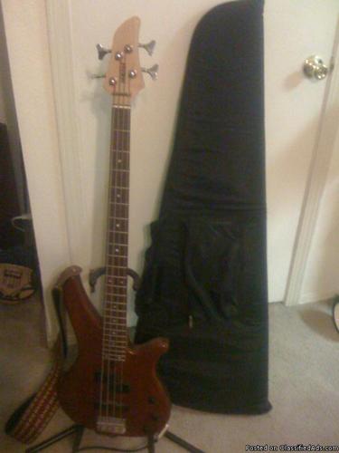 electric bass & case