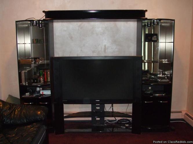 Entertainment center-8 feet long 4 inch wide 18 inches deep no TV $ 300 - Price: $300