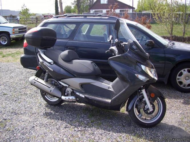 FOR SALE KYMCO XCITING 250 SCOOTER - Price: $4000 OBO