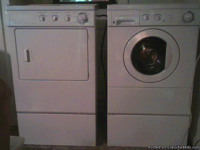 Front-Loading Washer & Dryer - Price: 500.00