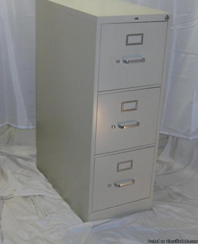 Hon-comercial-3 drawer filing cabinet - Price: $250.00