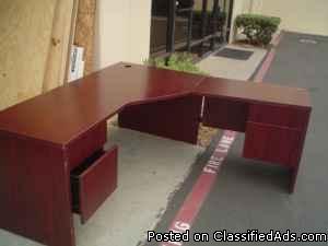 L shaped office desk - Price: 150.00