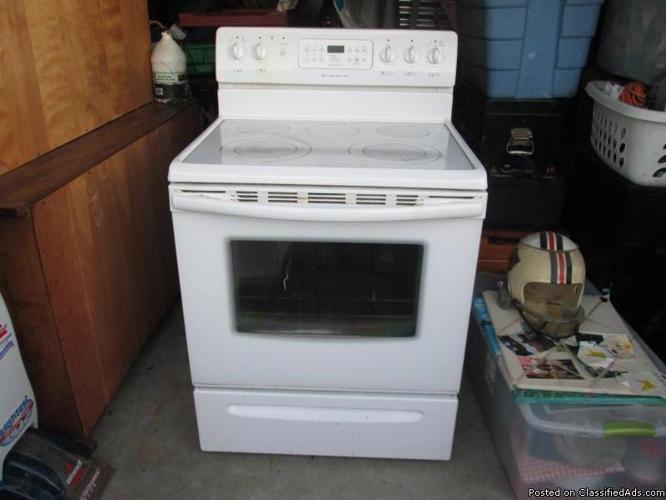 Mini refrigerator and glass top stove ( white) - Price: 50
