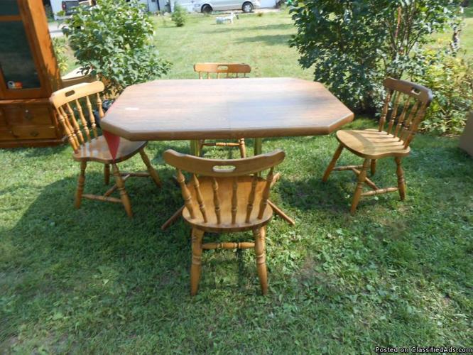 OAK TABLE/LEAF AND 4 CHAIR'S - Price: $100.00