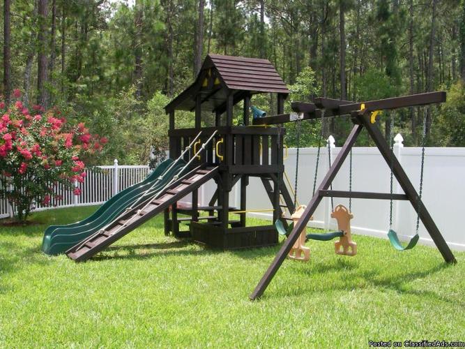Rainbow Redwood Play System/Swing Set/Club House/Picnic Table/Ramp-LIKE NEW - Price: $1290