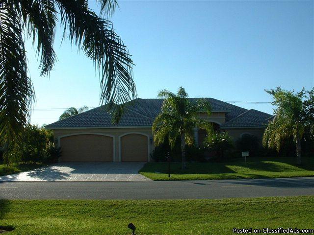 Roommate to share 4 bed/4 bath pool home in Bonita Springs - Price: 600.00