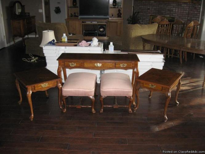 sofa table and end tables - Price: $85.00