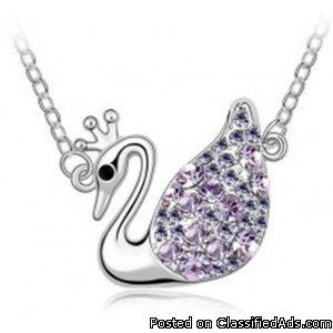Swan crystal necklace