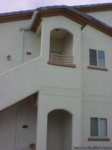 Upstairs condo in gated community - Price: 640