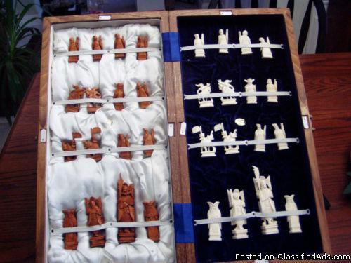 Vintage Ivory Chess set with board - Price: 400