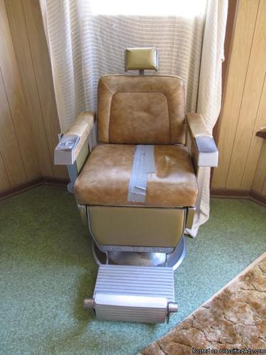 Vintage Paidar Barber Chair - 1966 - Price: $1700.00