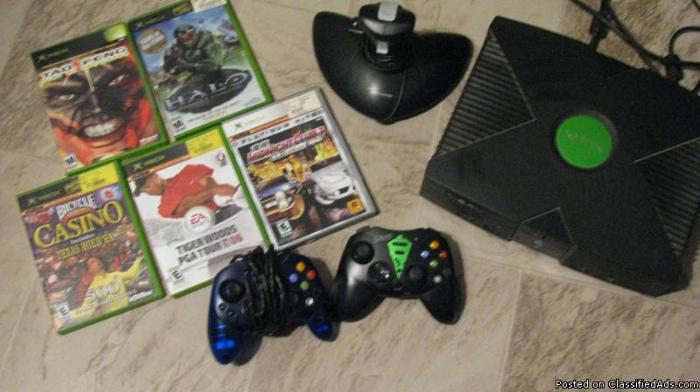 xbox and games - Price: $100.00
