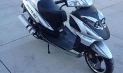 Very sporty Scooter. Brand New! 150cc
Call or text 402~714~8106