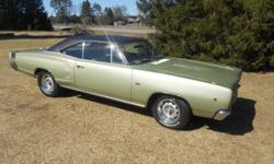 1968 Dodge Coronet 440, Superbee Clone, It has a 383 4BB 727 trans 296 rearend, factory air car but not hooked up. New rubber all around 275/60/15 Front. New mopar springs and back shocks. I have the original badging for the car. The paint is great and so
