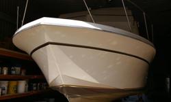 32' 1977 Carver Mariner for sale.&nbsp; 2- 350 Chevy motors (1600 hrs.)&nbsp;Good shape, stored indoors, does need top canvas.&nbsp;&nbsp; Great boat that fills many needs.&nbsp; Busy children....no time to use.&nbsp;&nbsp; There is also a large boat slip
