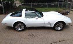 1979 corvette has 28800 original miles. Car is in great shape and very clean. Have solar roof and white roof. Bring me an offer. email me thepolz1@verizon.net