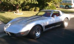 1979 L-82 Corvette, 350 cid V8 4bbl, factory M-22 4 speed manual, 3:36 differential. Numbers matching. Approximately 3000 miles on professional rebuild. Edelbrock Performer package includes aluminum heads, intake, and water pump. Summit Hi Energy