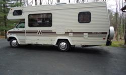 Minnie Winnie motorhome,350 engine, 54,059 miles, 24 ft, with bathroom & shower, tub. New battery, new refrigerator, new furnace.In bertter than excellent condition.&nbsp; no work required, get in and ready to go. good for travel, camping or the&nbsp;race