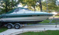 This 1987 Sea Ray Cuddy cabin is in good condition. &nbsp;It has a three year old motor with less than 30 hours on it. &nbsp; Boat comes with a 2007 EZ Load rite trailer. &nbsp;Coast Guard package and GPS Fish Finder and VHS radio comes with boat.