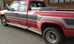 Fully loaded with all options. runs great. plenty of power to tow just about anything.
Truck has just under 175,000 miles with just under 25,000 miles on the new factory engine and rebuilt transmission. I have some papers for the new engine like the