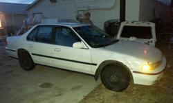 This 92 accord has a broken timing beld tgats why im parting it out ir selling it whole plz call or tex 9709869155.