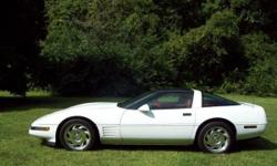 FOR MORE INFO AND PICTURES PLEASE VISIT ARE WEBSITE http://johnnyrsjohnson.wix.com/rj-auto-sales
1994 CHEVROLET CORVETTE VERY CLEAN INSIDE AND OUTSIDE FULLY LOADED ICE COLD A/C AND HEAT WORKS BOSE GOLD SERIES RADIOS RED LEATHER INTERIOR RUNS AN DRIVES