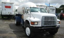 1998 FORD F700 WITH A 2600 GALLON PROPANE TANK, METER, REEL/HOSE AND ITS READY TO WORK.TRUCK RUNS ON PROPANE FUEL AND SOUNDS GREAT.INTERIOR IS A DREAM REALLY CLEAN INSIDE
fleet maintained low mileage 20 in stock