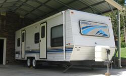 28 foot camper/travel trailer,&nbsp;full bath with tiolet, sink, tub/shower combination, medicine cabinet, air/heat, microwave, refrigerator/freezer, stove, sink, full size private bedroom, couch which makes a bed, kitchen table which makes a bed, kept