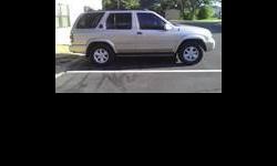 silver
sun
aft mkt stereo
clean
runs well
153 k miles
cold ac