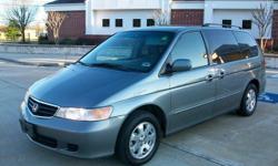 2002 Honda Odyssey EX
The exterior of this vehicle is VERY GLOSSY, dent free and Very nice all
around! The interior is also Very nice and Clean!
The dashboard is fine and has no sun damage or fading. All options and
gauges are completely functional.
No