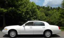 WHITE WITH TAN INTERIOR LEATHER IN EXCELLENT CONDITION IN AND OUT RUNS LIKE NEW CAR AND RIDES LIKE LINCOLN.
WELL MAINTAINED GARAGE KEPT. NEW TIRES 80,000 MILE WEAROUT TIRES, NEW ROTORS AND BRAKES ALL AROUND.
ONLY 122,000 MILES WITH LOTS OF EXTRAS.