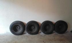 (4) used tires 235/70/16&nbsp; michelin brand with good tread remaining! these are in great condition
the price is $280
price is negotiable
if you interested call
9542458163 - 9542459050